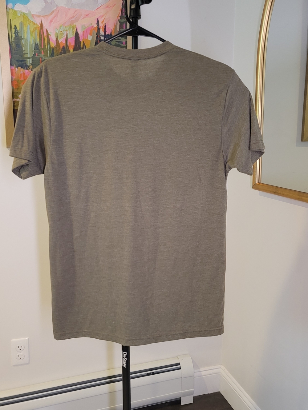 NWT NEXTLEVEL APPAREL Just a Girl Who Loves Fall Graphic Tee Olive Green Size M - Picture 4 of 7
